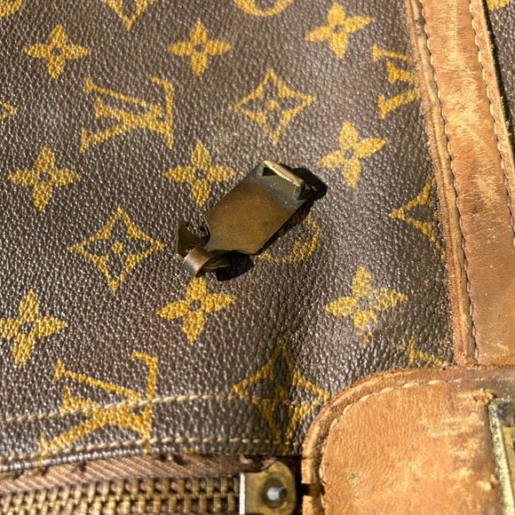 Louis Vuitton Vintage Luggage *Initials N.L.S.* 23x19x8 Saks Fifth Ave Tag - Picture 11 of 17